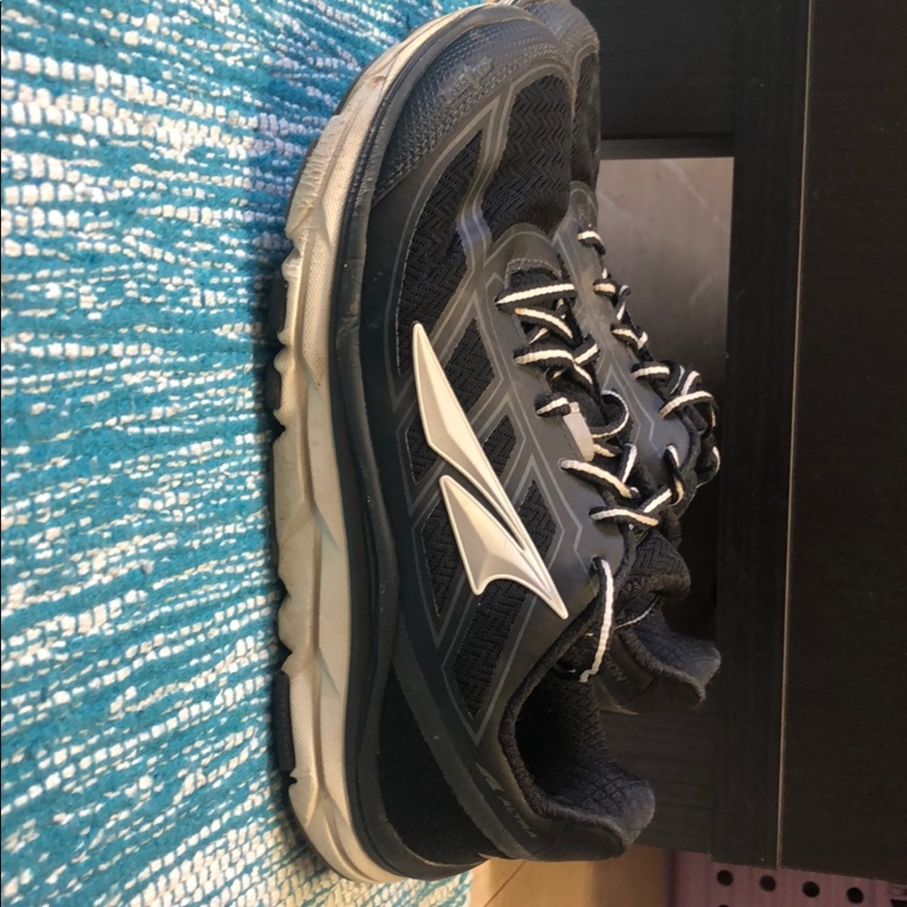 Altra Zero Drop Provision running shoes